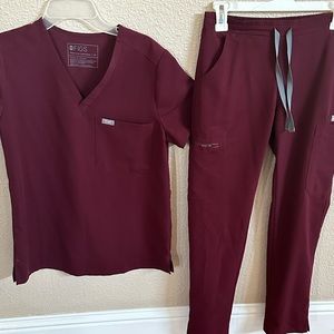 Figs women’s scrubs. A top. XS. Bottoms XXSP